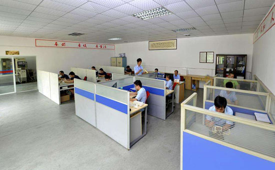 現(xiàn)在深圳手板廠技術(shù)越來越先進，高端手板夠與產(chǎn)品媲美，而成型速度快剛好是手板的一大特點